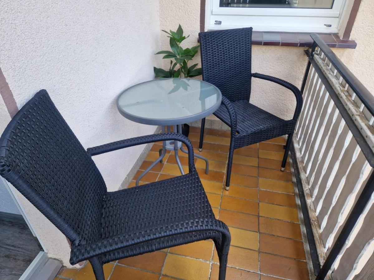 Ferienwohnung Am See Dillich - Eigener Garten - Ruhige Lage - Natur Vor Der Haustuer Borken  エクステリア 写真