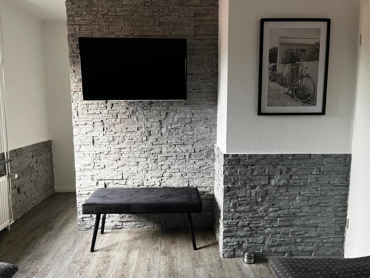 Ferienwohnung Am See Dillich - Eigener Garten - Ruhige Lage - Natur Vor Der Haustuer Borken  エクステリア 写真